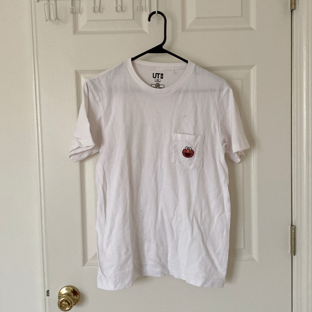 Uniqlo x kaws seasme street